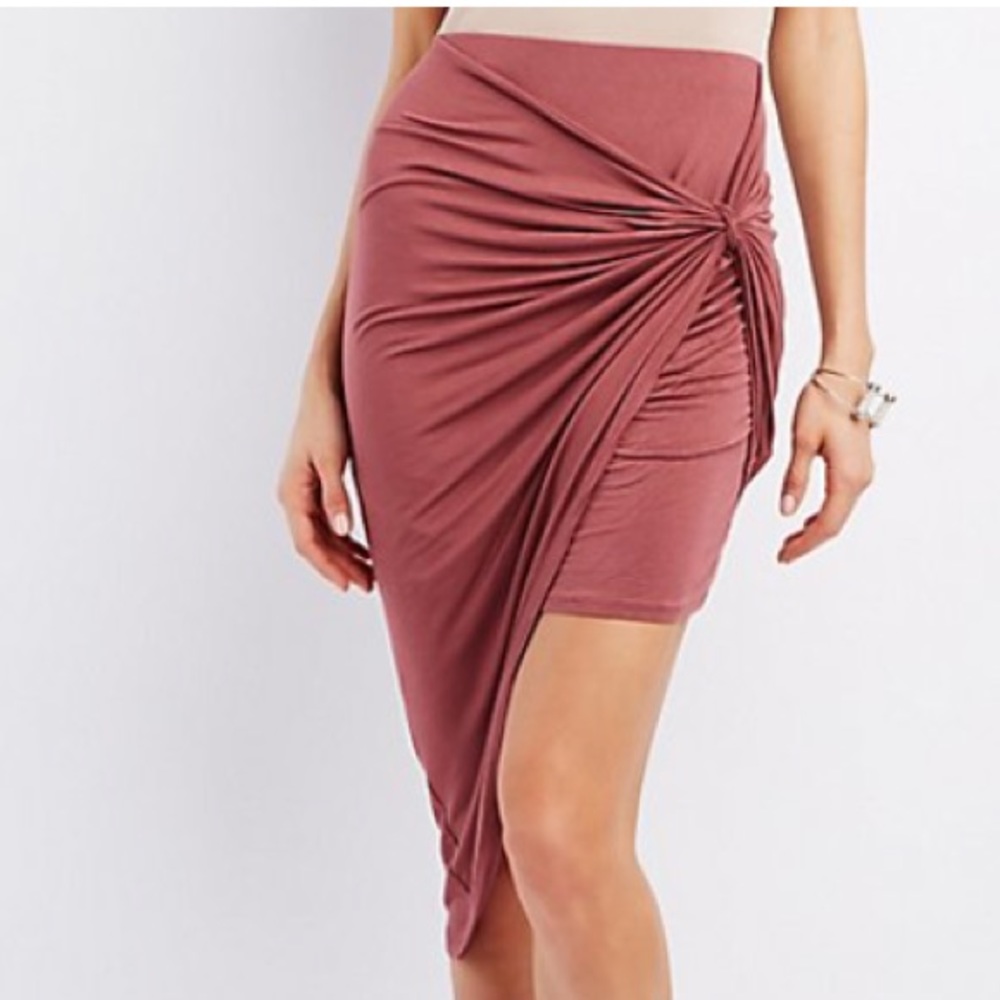 Asymmetrical skirt